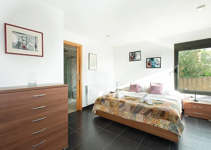 Jimena By Vintage Travel Villa Tamariu
